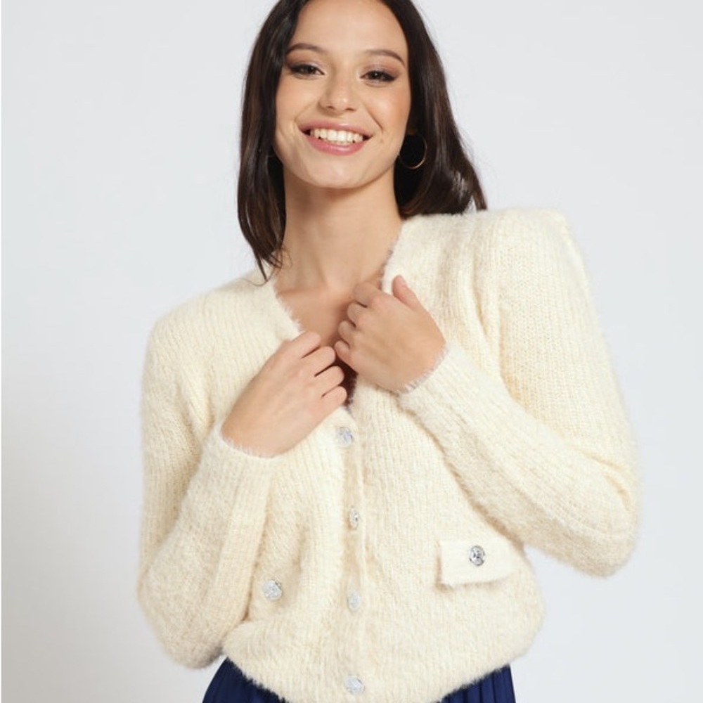 Vigoss Women's Soft Cream Cardigan with Silver Buttons size large - Picture 9 of 9